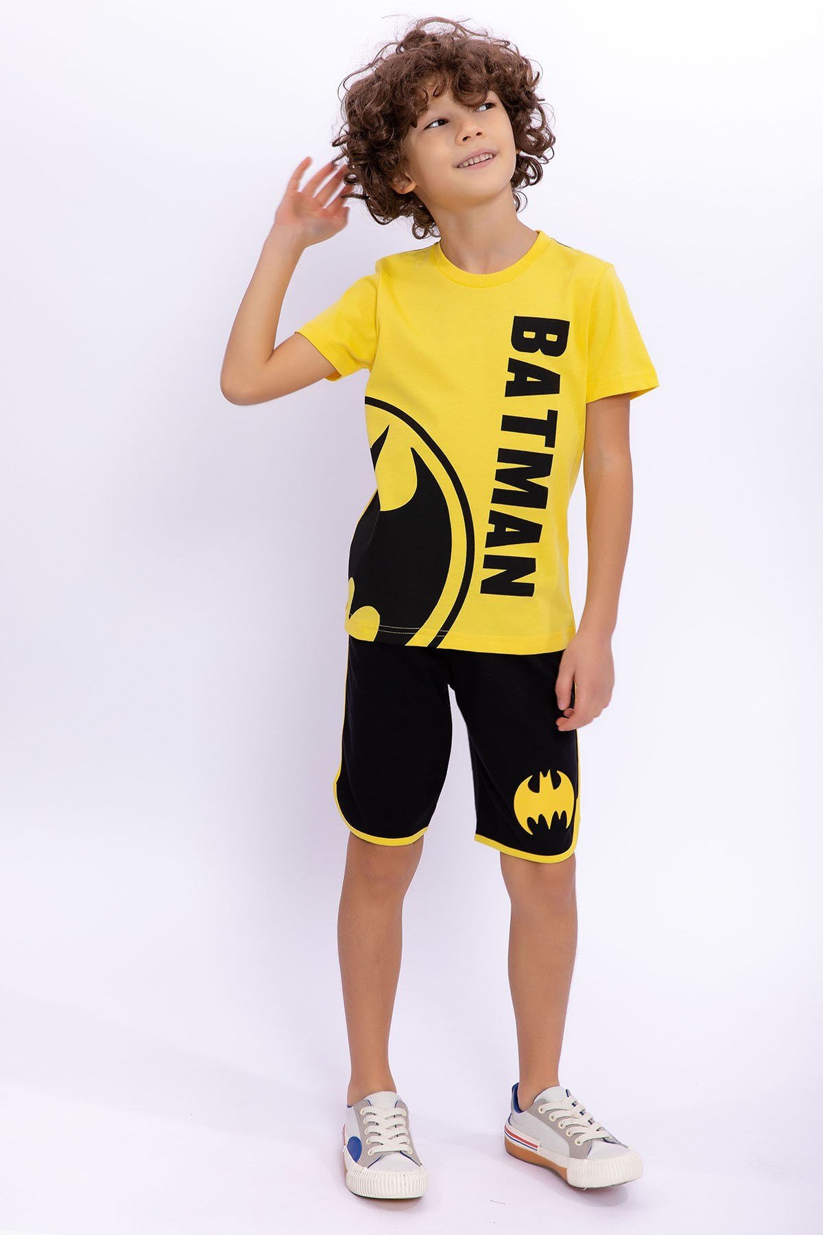 Batman Lisanslı Sarı Biye Detaylı Erkek Çocuk Bermuda Takım - SARI