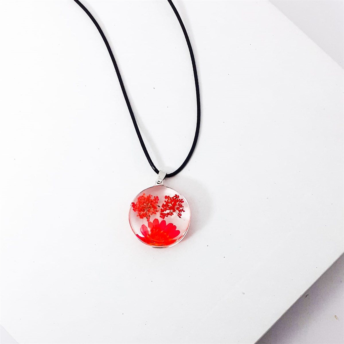 Epoksi Gerçek Kurutulmuş Çiçek Cam Kolye - KIRMIZI