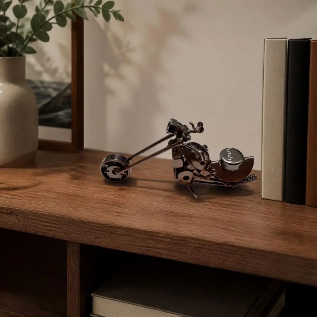 Kişiye Özel İsim Yazılı Metal Motosiklet Biblo - Dekoratif Chopper Motor Maketi Masaüstü Aksesuarı