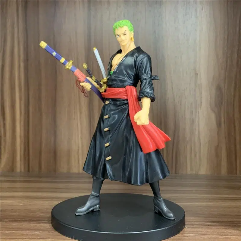 Roronoa Zoro Anime Aksiyon Figürü 18 cm Koleksiyonluk Oyuncak Masaüstü Biblo Model