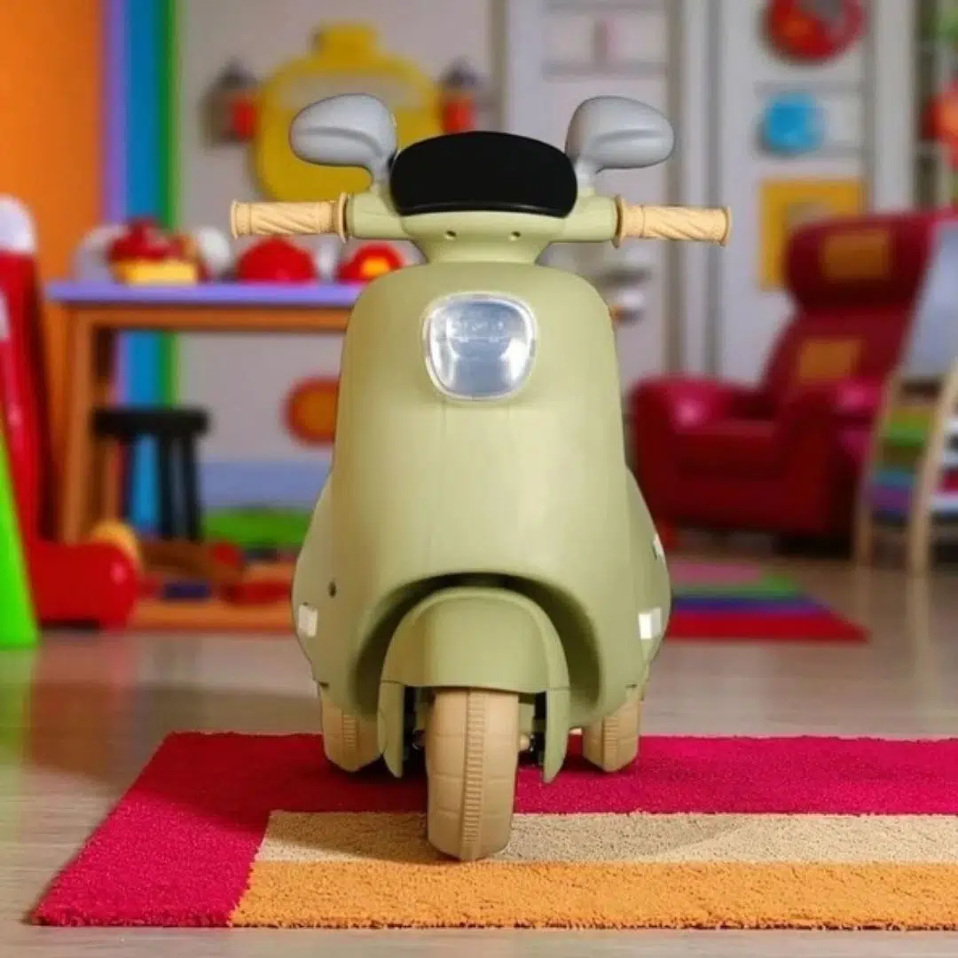 Pedallı ve Ebeveyn Kumandalı Işıklı Çocuk Akülü Motoru - Mini Retro Scooter - YEŞİL
